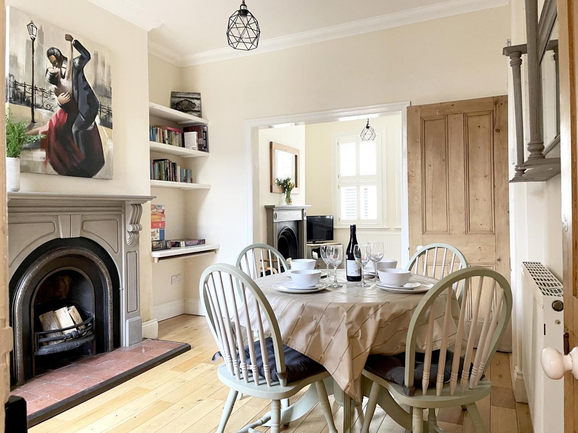 Riverside Lodge - Quaint Victorian Home By The River York Eksteriør billede