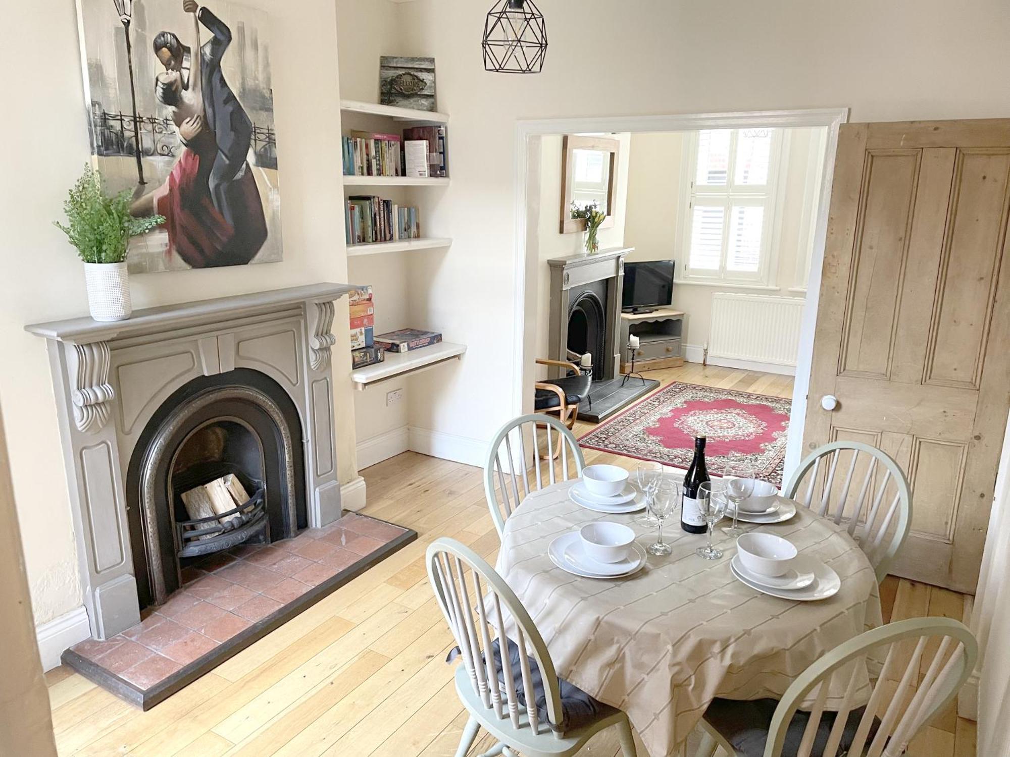 Riverside Lodge - Quaint Victorian Home By The River York Eksteriør billede